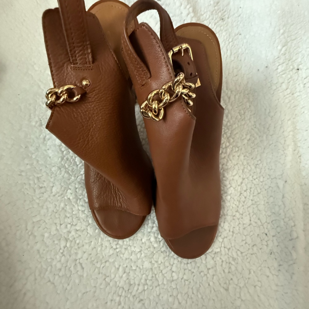 Coach block cognac peep toe pump heels with chain